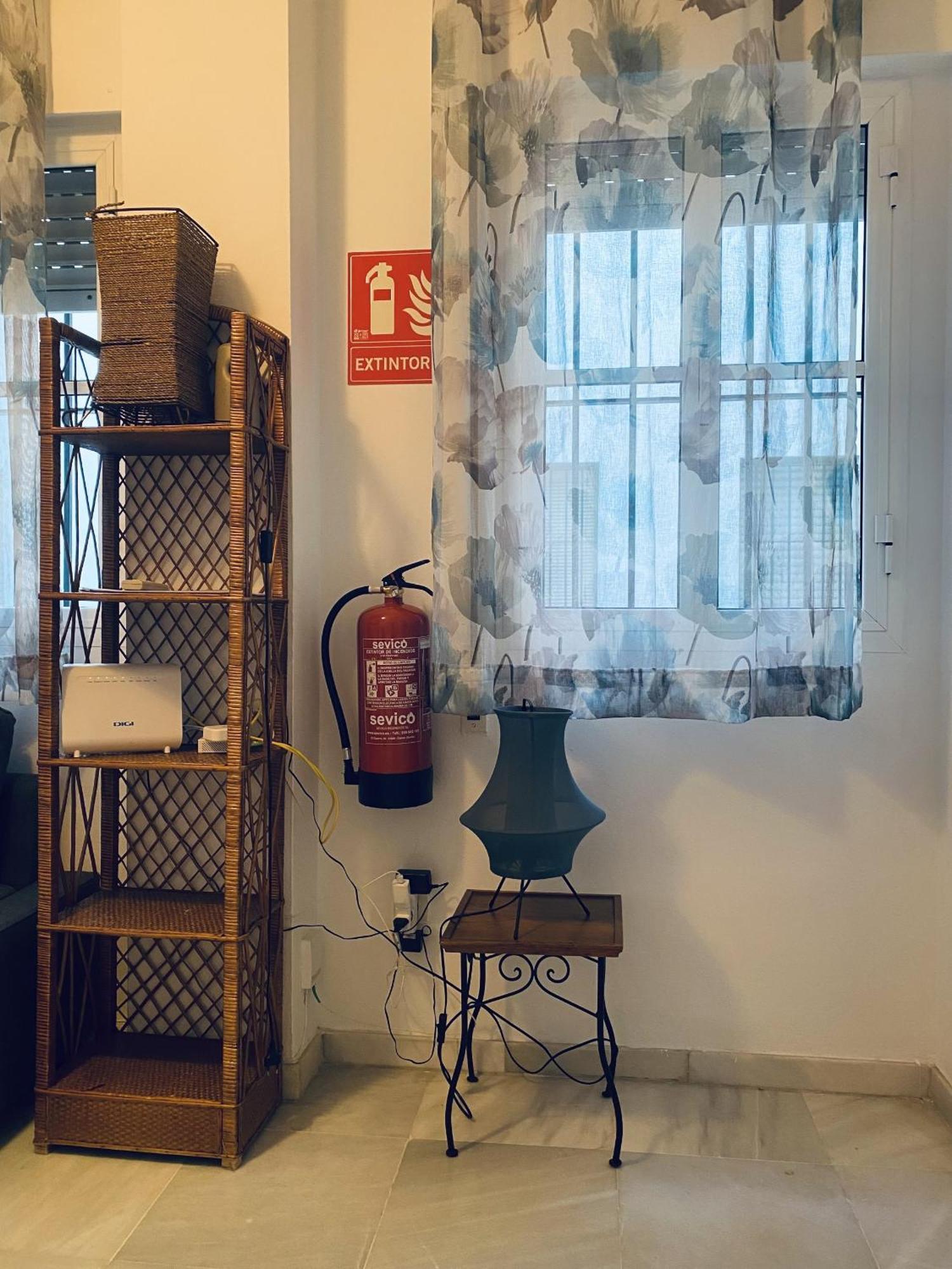 Luminoso y amplio apartamento en el centro histórico de Sevilla Exterior foto